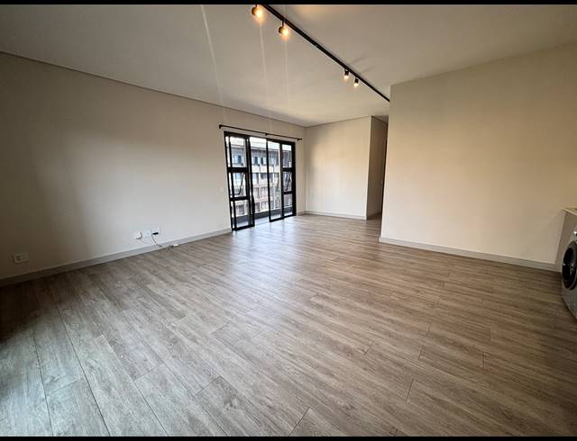 1 BEDROOM APARTMENT FOR SALE IN SANDOWN